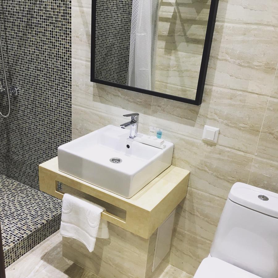 Orynbor Boutique Hotel Astana Extérieur photo